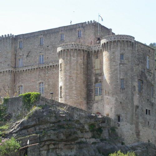 Le château de Largentière